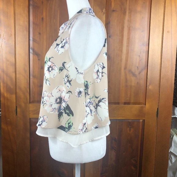 ASTR the Label Beachy Floral High Neck Crop Top Fairy Festival Summer Concert - Picture 5 of 13